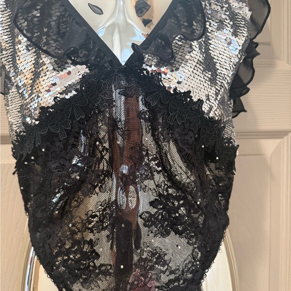 Black and Silver Sequin Bodysuit - Picture 3 of 8
